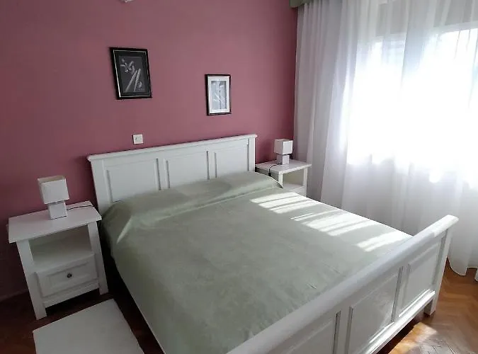 Ivna Bilek オパティヤ